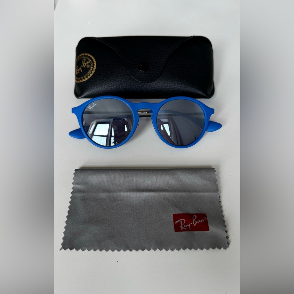 Ray Ban Shades Matte Blue